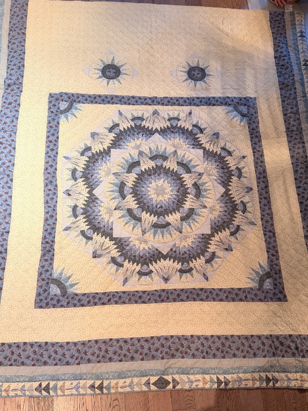Vintage Handmade Compass Quilt | King 102” x 118”